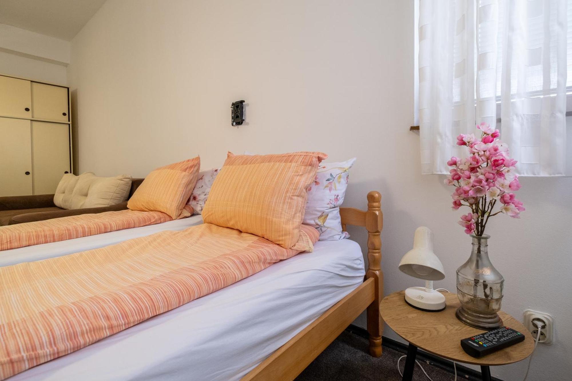 Guesthouse Rose Сараєво Екстер'єр фото