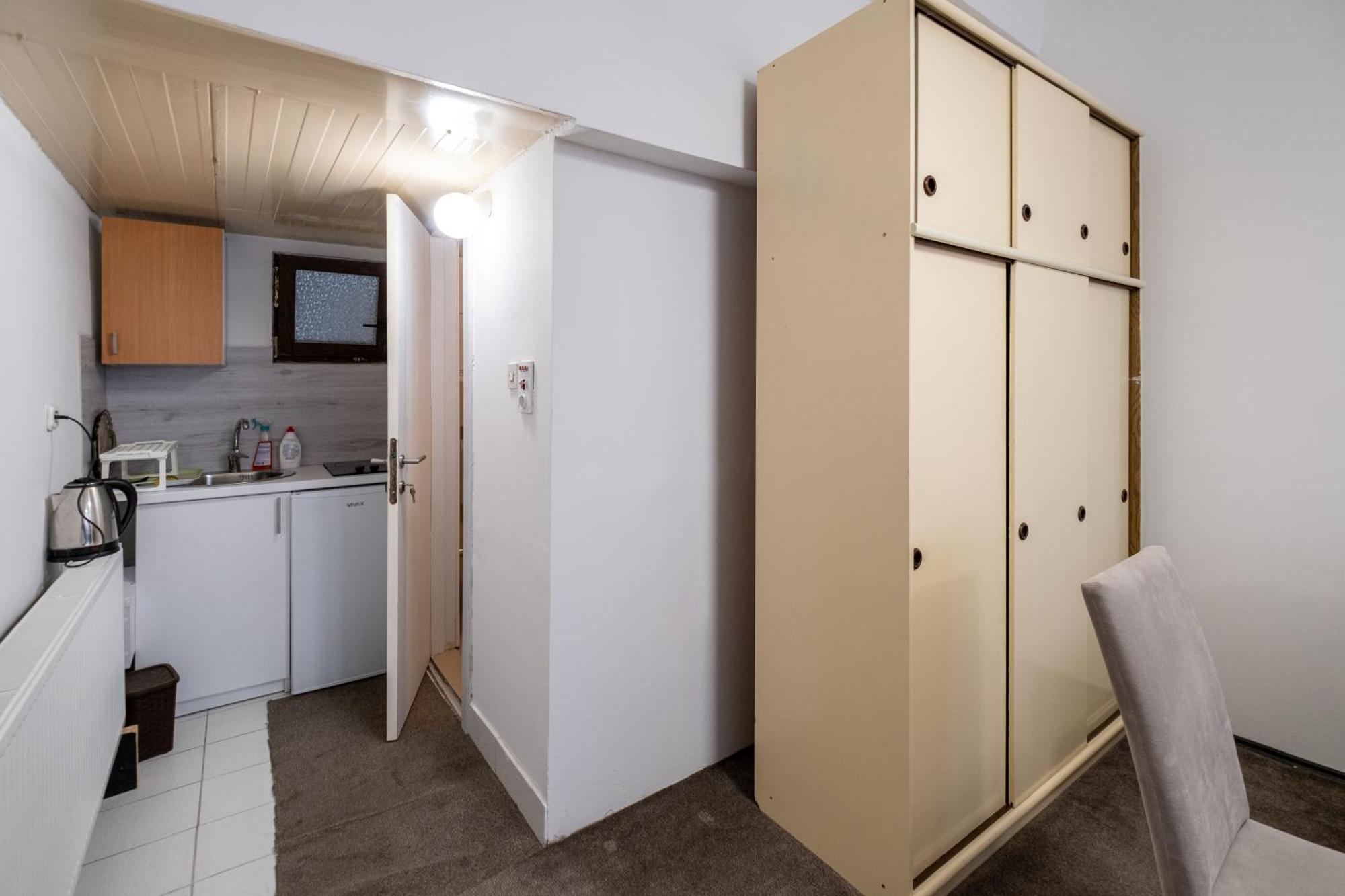 Guesthouse Rose Сараєво Екстер'єр фото