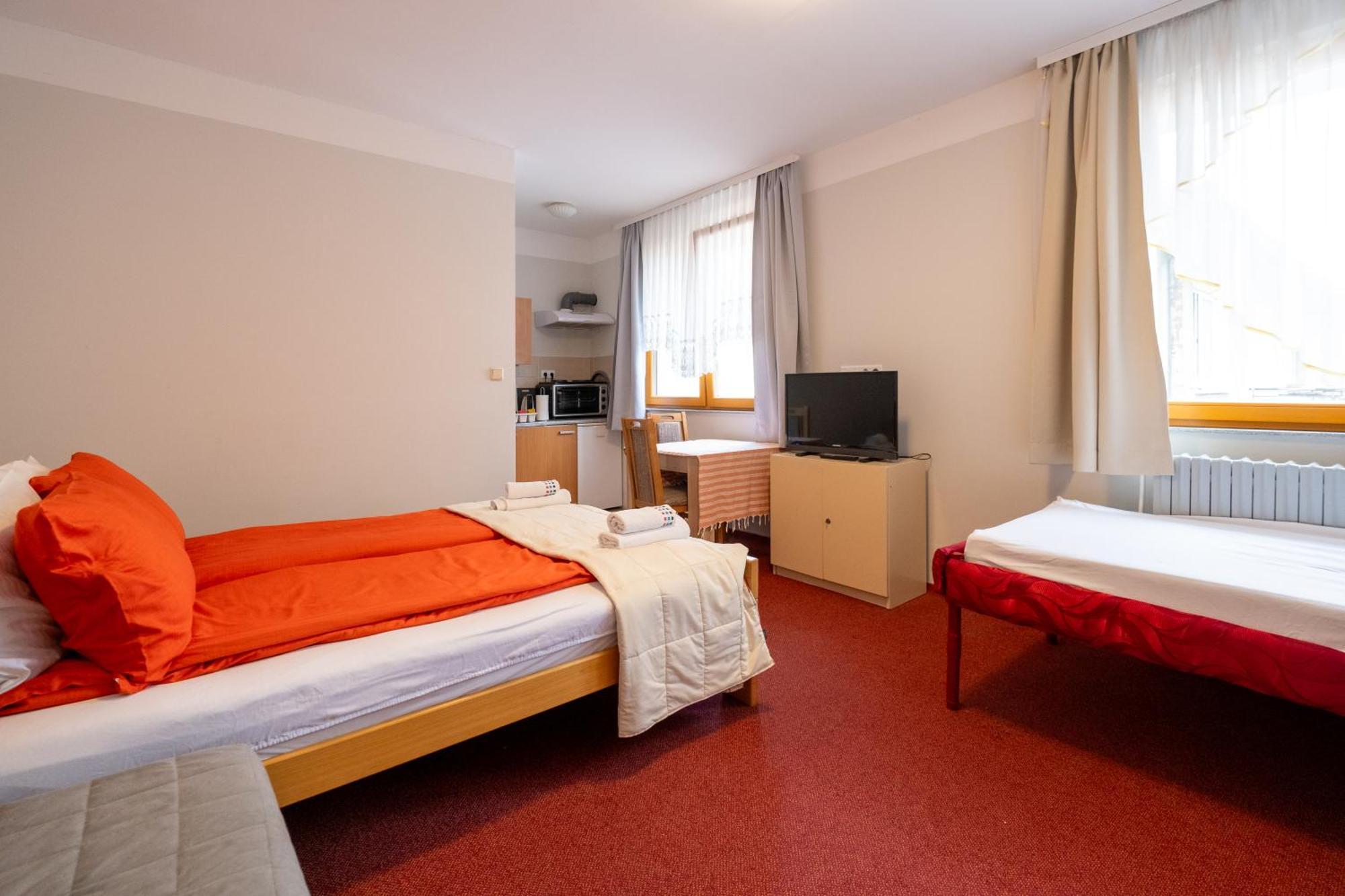 Guesthouse Rose Сараєво Екстер'єр фото