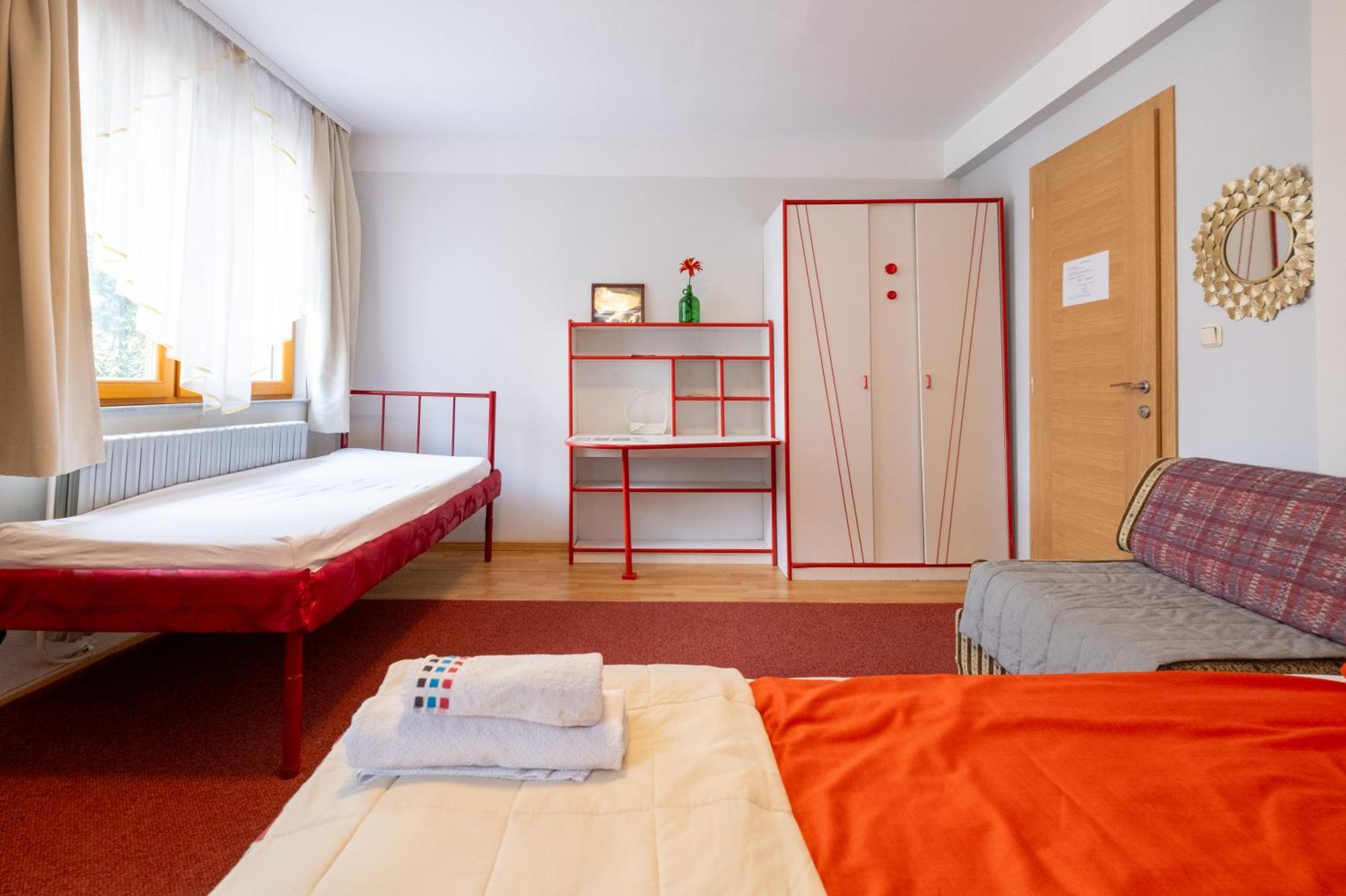 Guesthouse Rose Сараєво Екстер'єр фото