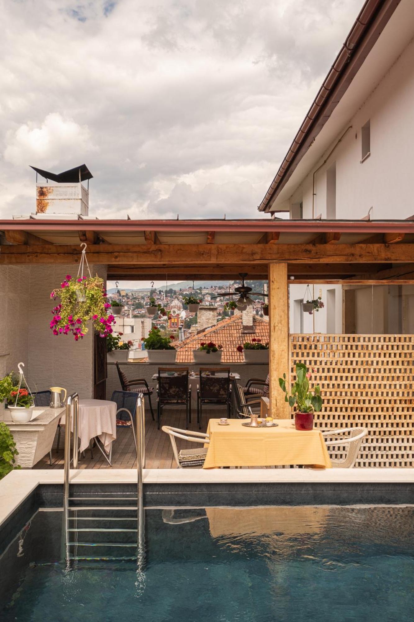 Guesthouse Rose Сараєво Екстер'єр фото