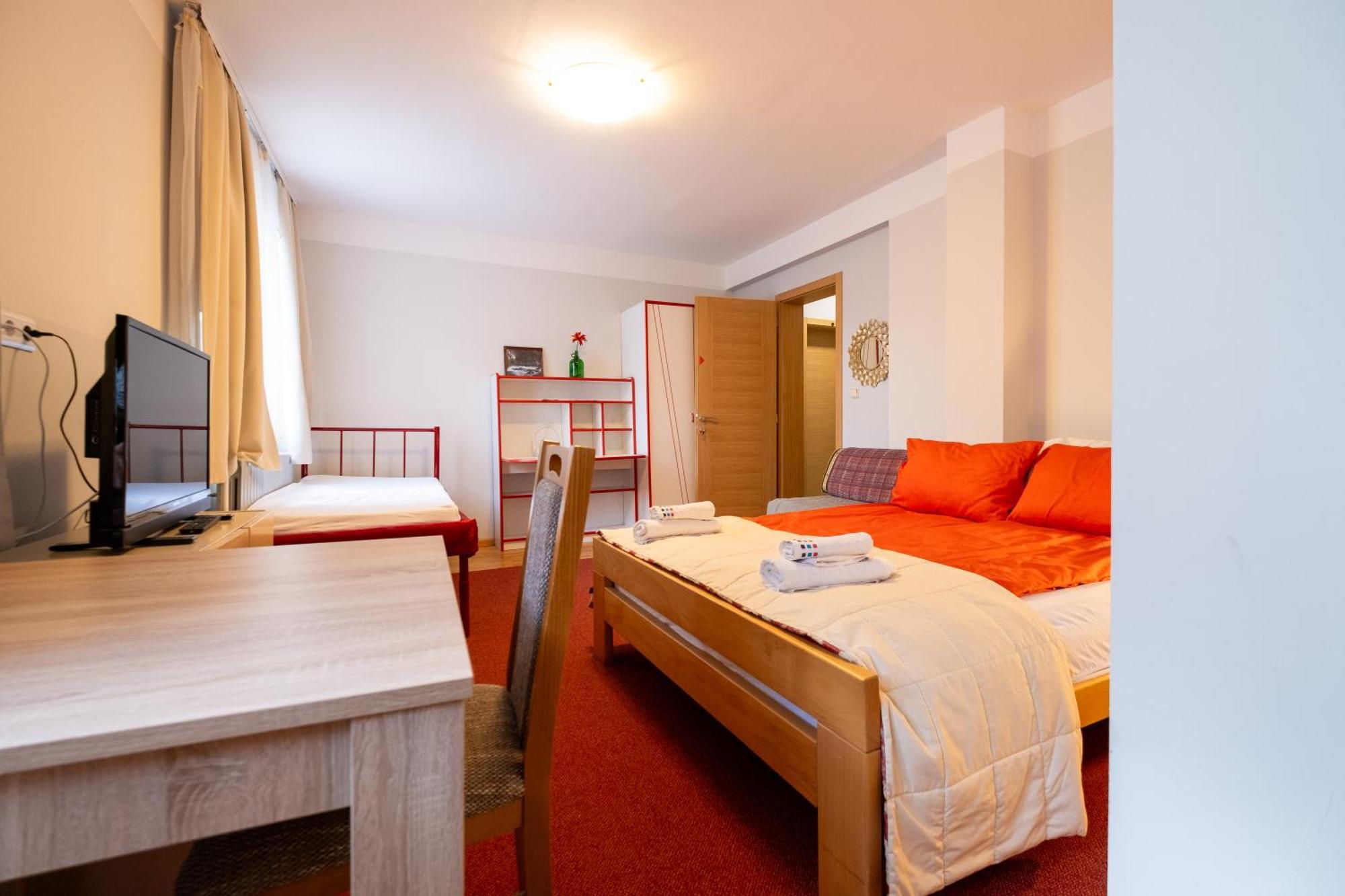 Guesthouse Rose Сараєво Екстер'єр фото