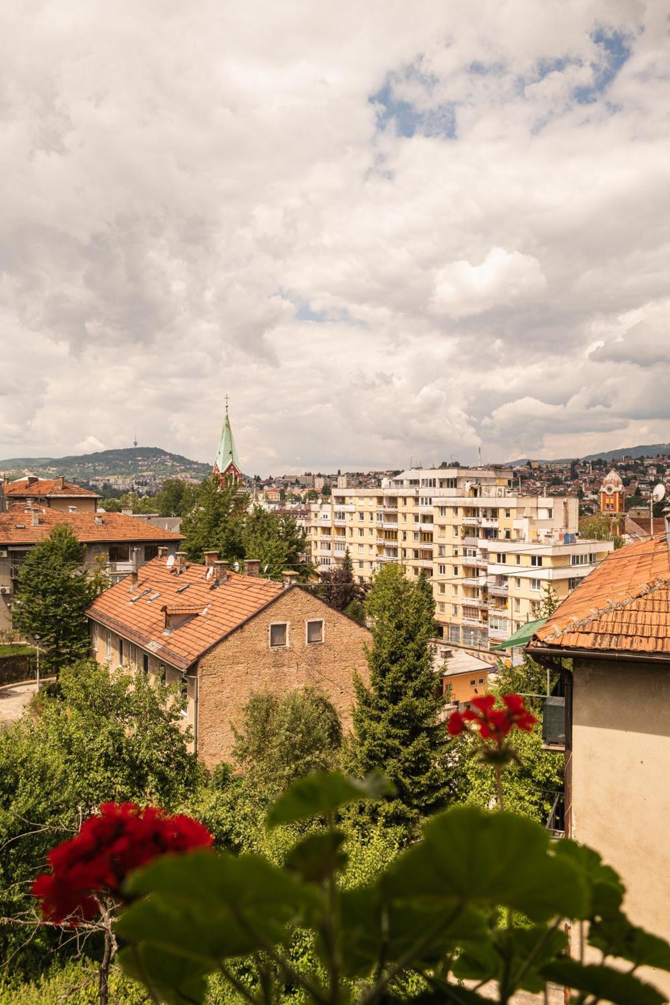 Guesthouse Rose Сараєво Екстер'єр фото