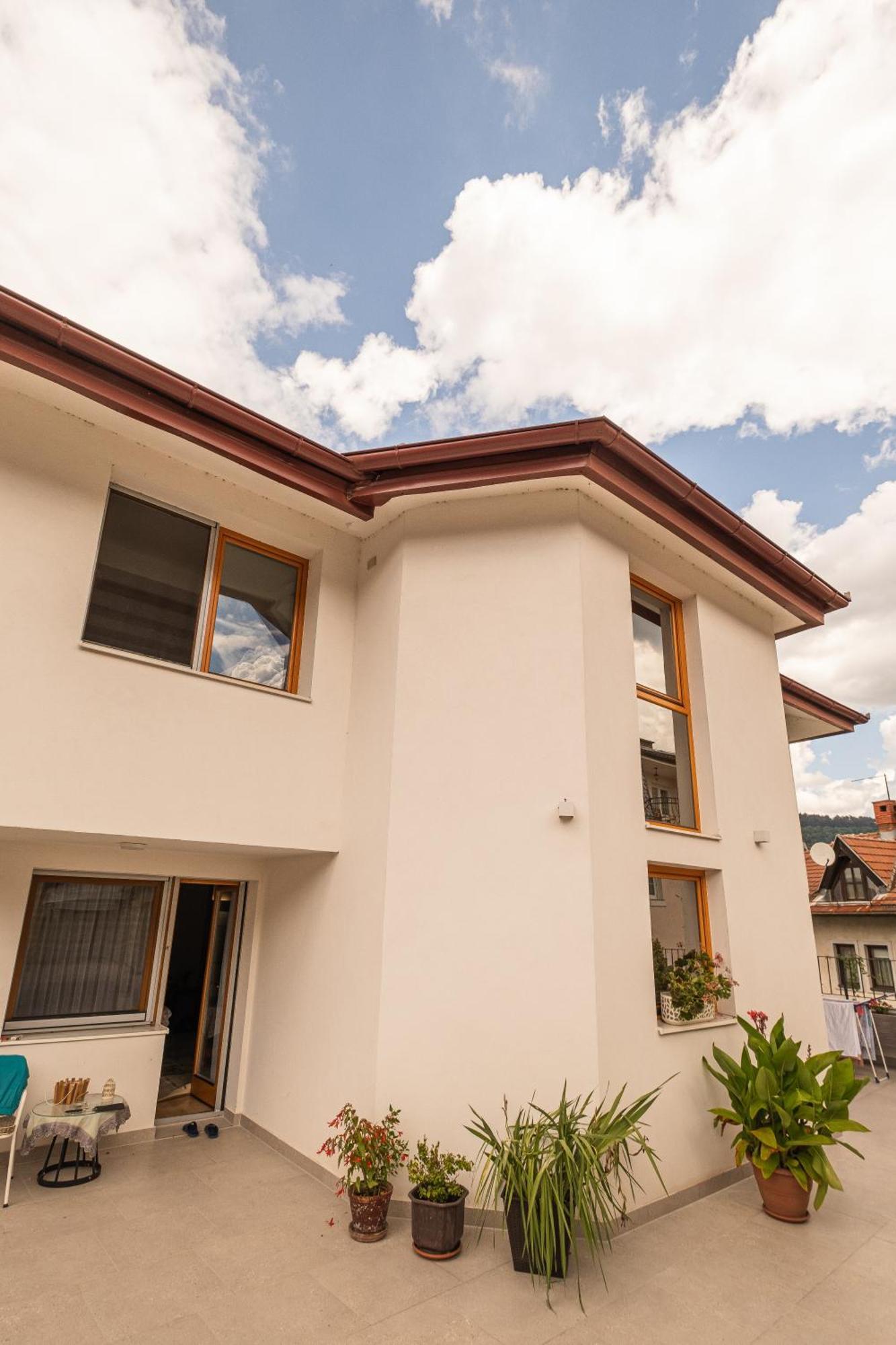 Guesthouse Rose Сараєво Екстер'єр фото