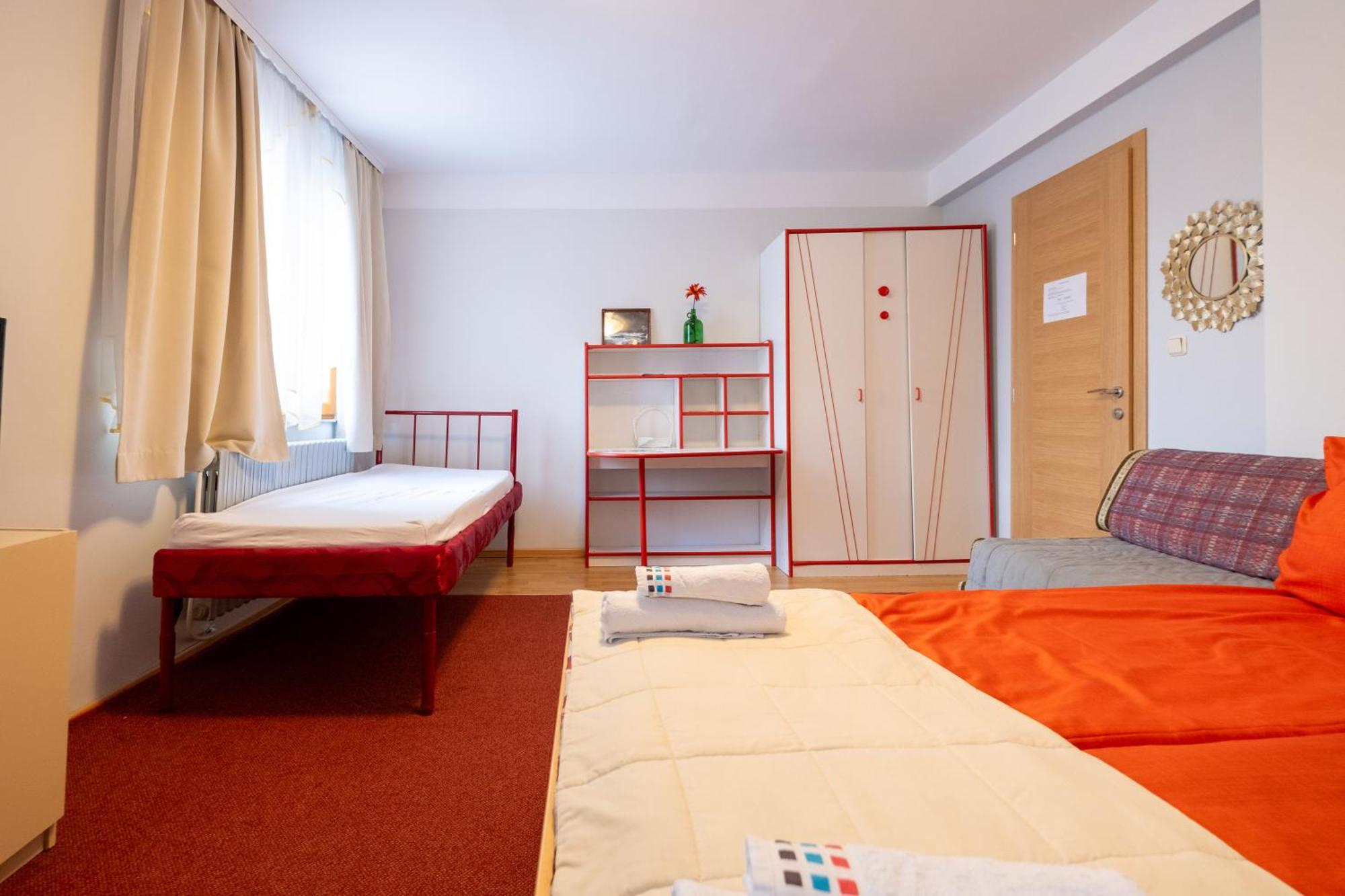 Guesthouse Rose Сараєво Екстер'єр фото
